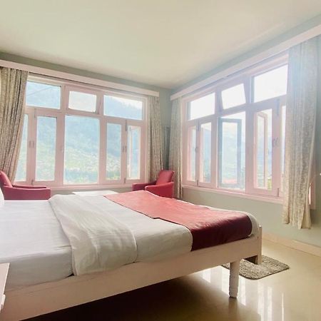 Hotel Meadows View, Near Mall Road Manali Buitenkant foto