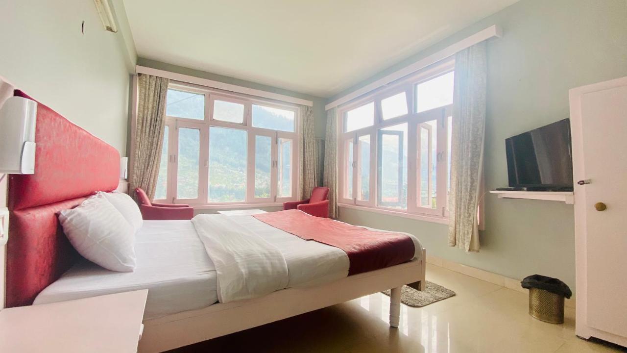 Hotel Meadows View, Near Mall Road Manali Buitenkant foto